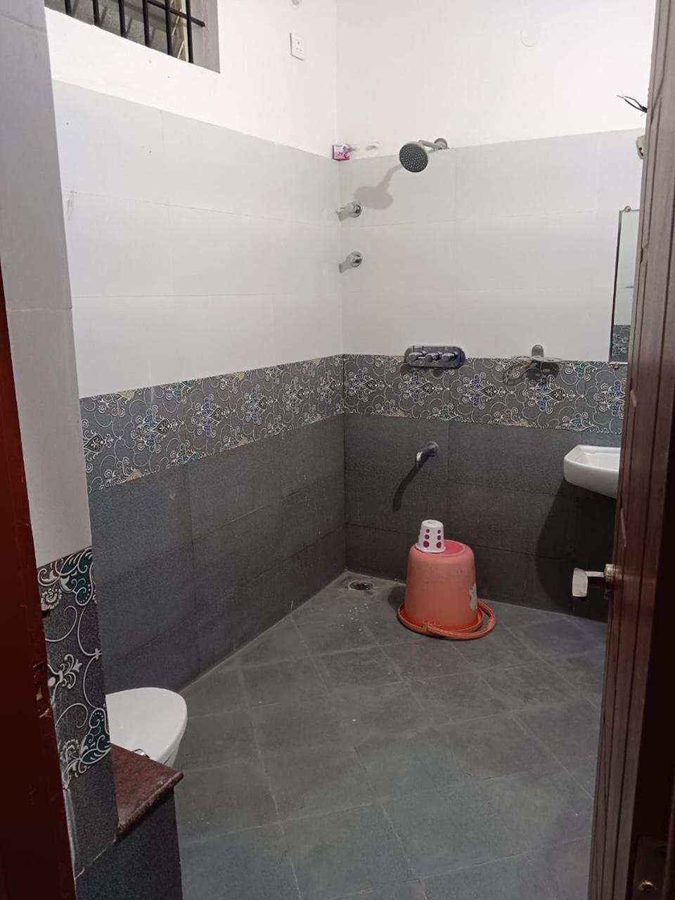 Venissa Serviceapartment Chikmagalur Ngoại thất bức ảnh